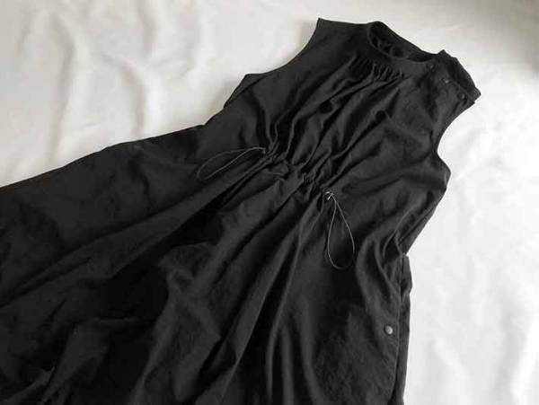 「中からあんなステキなドレスが出てくるなんて」持ち運びできるワンピースが話題