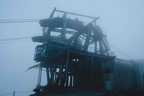 まるでホラー映画！？滋賀県の観光名所の写真が話題