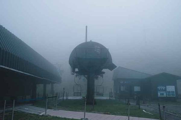 まるでホラー映画！？滋賀県の観光名所の写真が話題