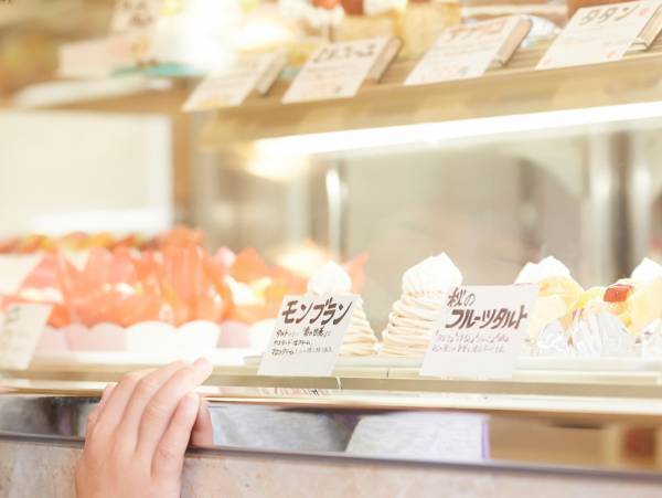 おじいさんが１人で営むケーキ店　『値札』にクスッとする人続出　「萌える」「最高かよ」