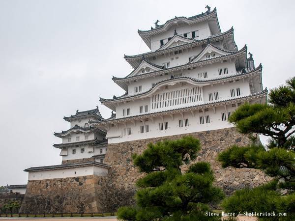 ここまで緊張感のあるものは…　姫路城にあった感染症対策の貼り紙に反響