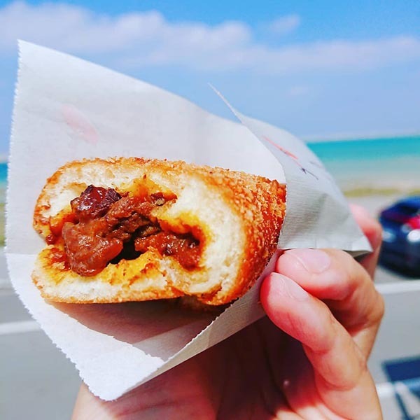 「沖縄県からでも取り寄せたい」の声、続出　うますぎて『カレーパン定期便』が爆誕