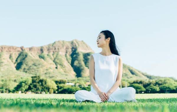自然を感じられる場所で、静けさを味わう時間を持つこと