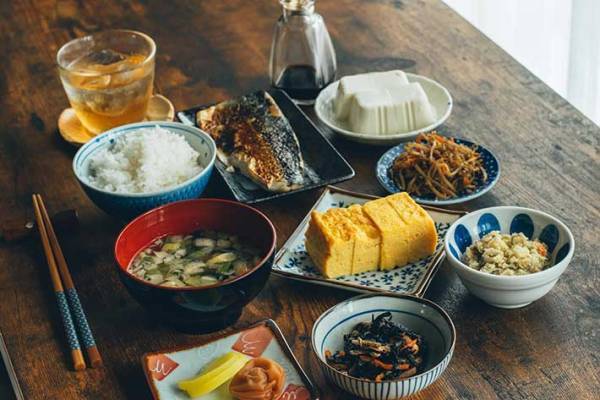 「最高すぎる」「気持ちよくだまされた」　夫が用意したこちらの朝食、実は…