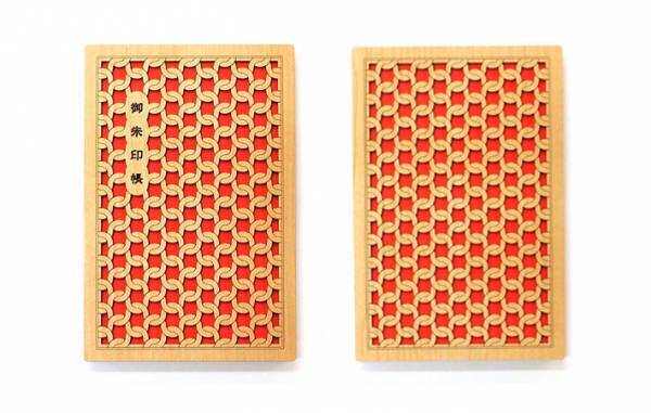 「ますますありがたい気持ちになった…」繊細な美しさにハッとする　木製の御朱印帳