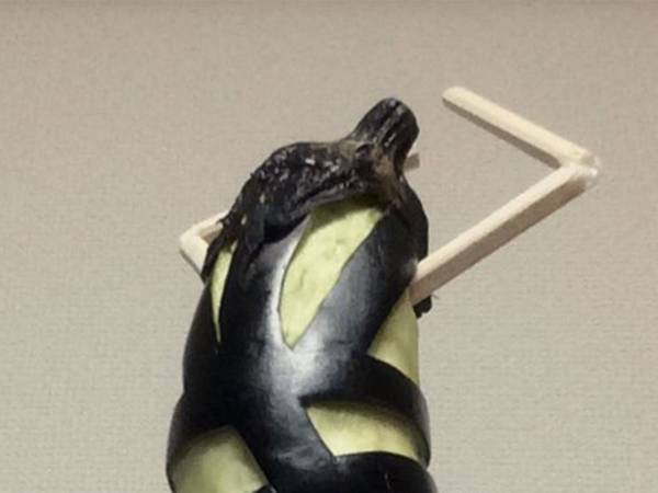 今年も登場！　個性的な精霊馬に「これは優勝」「超高速移動しそう」と大反響