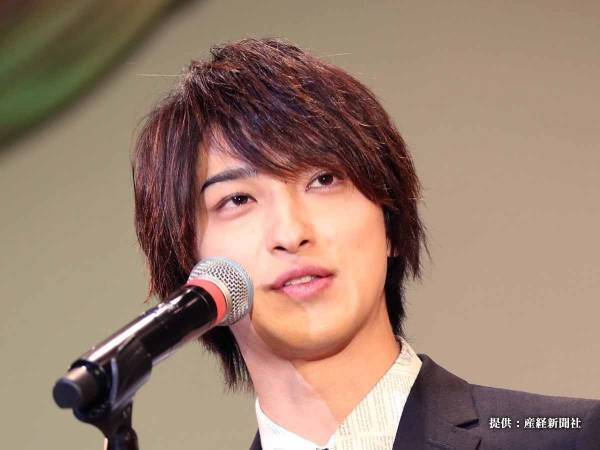 横浜流星のインスタ写真に「犬になりたい」の声　かっこいい写真が多すぎ