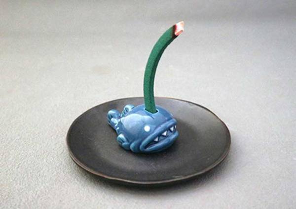 蚊取り線香の正しい使い方　ペットがいる部屋で使っても大丈夫？　持続時間は？