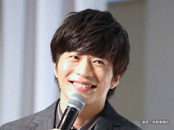 田中圭のインスタ写真に「やばい」「かわいすぎ」の声が殺到中　『四葉のクローバー』ショットが話題に