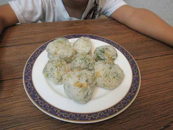 ローソンの人気商品『悪魔のおにぎり』実は材料４つで作れちゃいます！