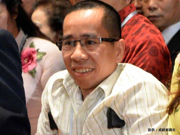 『ベトちゃんドクちゃん』のグエン・ドク　日本にサージカルマスクを寄付