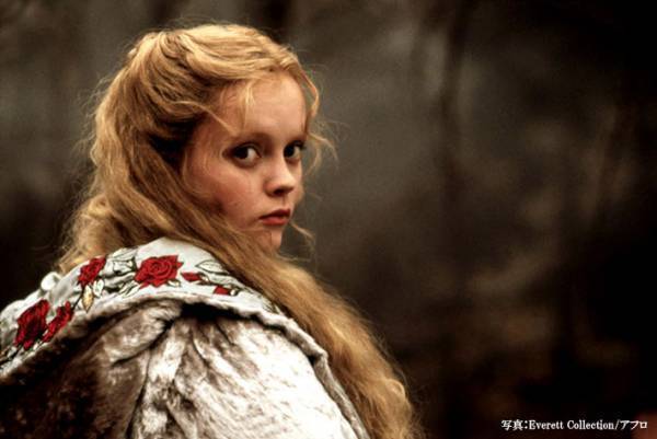 『アダムス・ファミリー』名子役クリスティーナ・リッチの現在は？　映画とともに振り返る