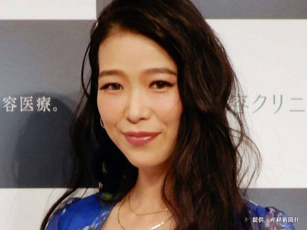 「母親らしい格好をしろ」の声を一蹴！　紅蘭の投稿に「スカッとした」の声