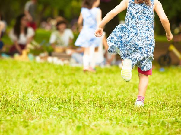 岡田聖子が「こういう人たちとはママ友になれない」と苦言　共感と称賛の声が集まった理由は？