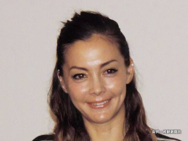 土屋アンナ、子供たちとの動画が「かわいすぎる」と話題に　「何度も見ちゃう」との声も