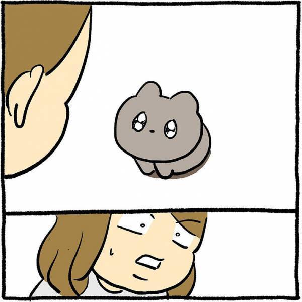 布団で娘を寝かしつけた母親　そっと部屋を出ると、猫が待ち構えていて…！？