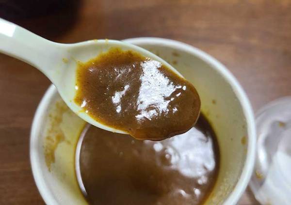 吉野家、松屋、すき家のカレーをまとめて食べ比べ！　ルーのみで一番辛さが強いのは…