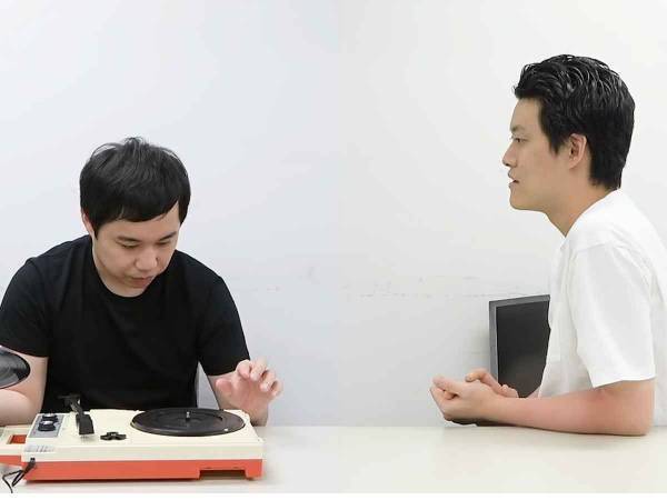 機械音痴でもレコードは再生できるのか！？霜降り明星せいやさんがレコードの再生に挑戦！