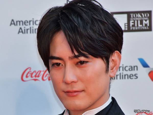 間宮祥太朗に彼女はいる？　親友・矢本悠馬の結婚発表に対するツイートが「面白い！」と話題に