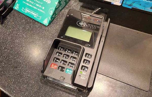 スタバカードってこんなに種類があったの？　アプリでの作り方やメリット