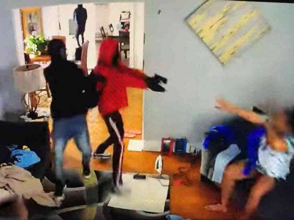 家に強盗が侵入　銃を突き付けられた母親を守ったのは『５歳のヒーロー』