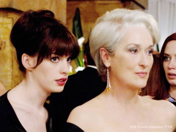 アン・ハサウェイの現在の姿に騒然　『プラダを着た悪魔』出演時と比べると？