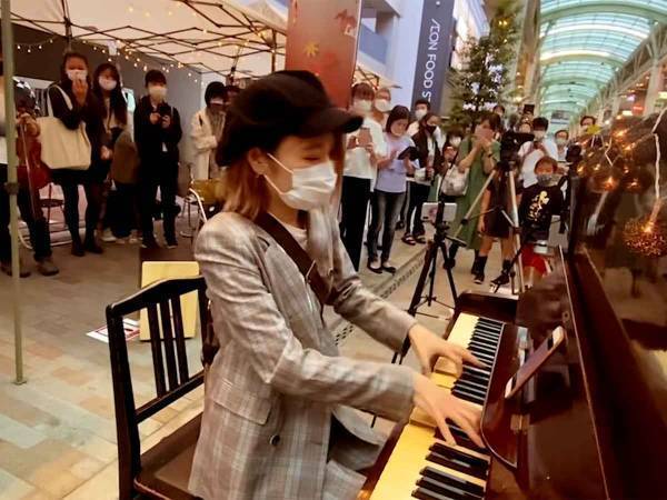 ドラマ終了日にストリート演奏　ドラマ『半沢直樹』のテーマで通行人に「恩返しだ！！」