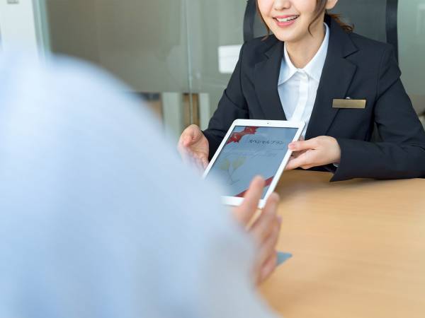 「安全に子供が産める女性と結婚したい」　結婚相談所の返答に称賛の声