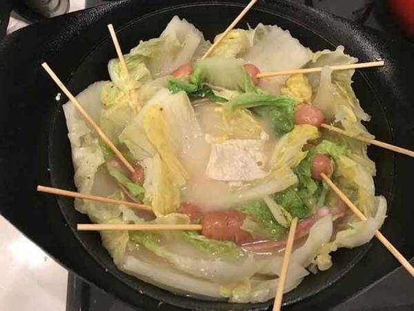 インパクト大！おつまみにもGOODな鍋料理作ってみた
