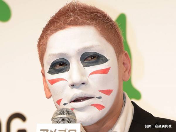 「インパクト強すぎ」「笑った」　金爆・樽美酒研二の『フワちゃん』コスプレに反響