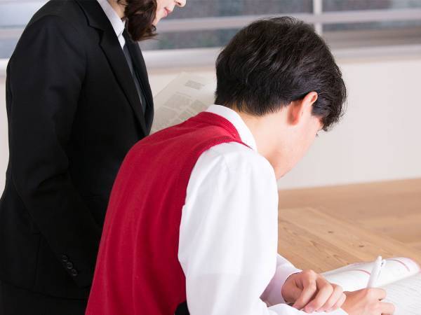 フワちゃんの過去のバイトに驚きの声　「ちょっと意外！」「教えてもらいたい」