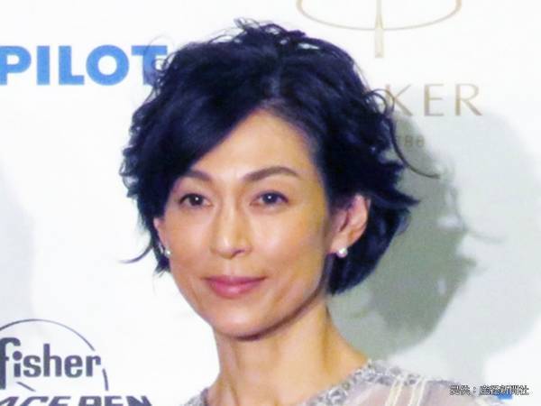 鈴木保奈美と夫・石橋貴明は再婚　娘に芸能界デビューの噂も