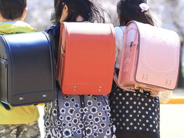 「ピンクは女の子じゃないとダメ」と言われた父　とった行動に「素晴らしい！」の声