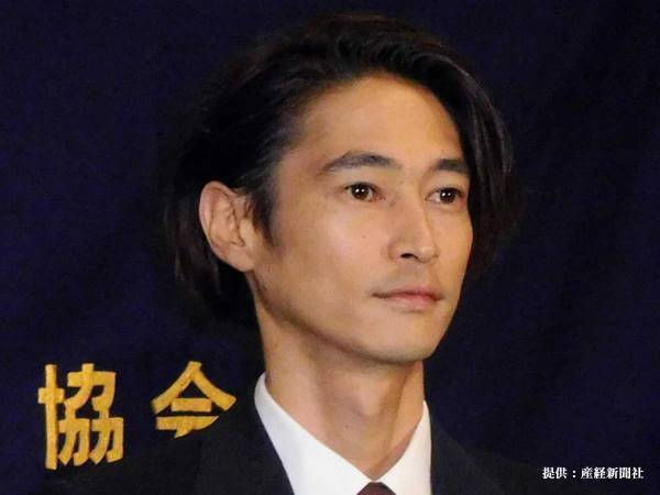 窪塚洋介が公開した『家族写真』に反響！　「ガチすぎる」「めっちゃいい」