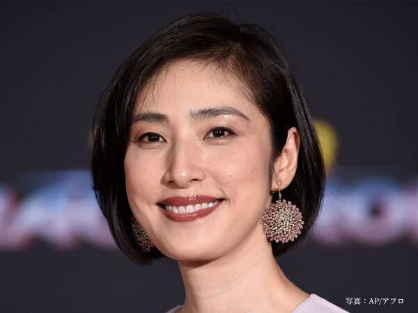 天海祐希 重ねていくということは 続く言葉に 胸打たれる 年11月23日 ウーマンエキサイト 1 2