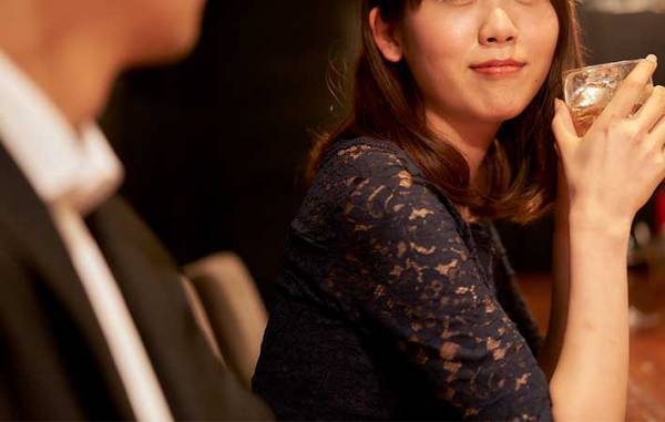 深夜「落ち着けるとこに行きたい」という女性　男性がとった行動に、１７万人が爆笑！