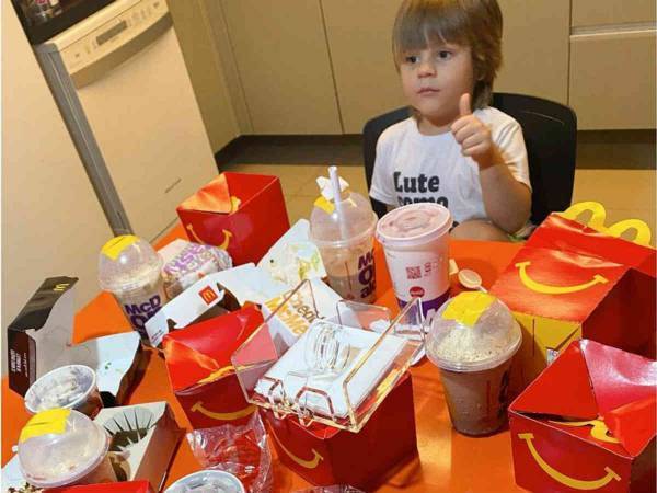 勝手にマクドナルドを注文した３歳の男の子　届いたものを見た母親は大笑い