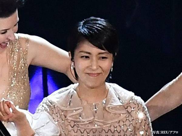 松たか子の『野暮用』に仰天　「かっこよすぎる！」「笑った」