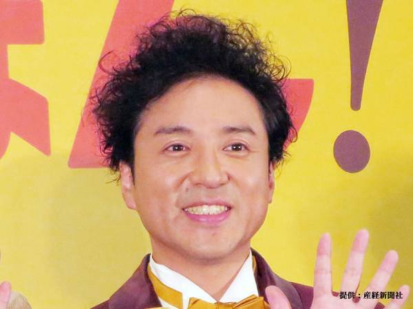 ムロツヨシ、『結婚写真』を公開　「タイミングよすぎ」「ビックリした！」