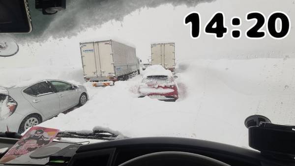 立ち往生に巻き込まれた運転手が伝え続けた『一部始終』　そこに写っていたのは…