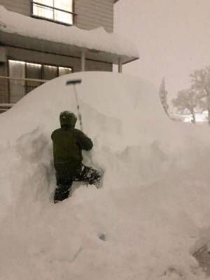 この辺に車を停めたはずなんだけど…　雪国の「あるある」が想像以上だった