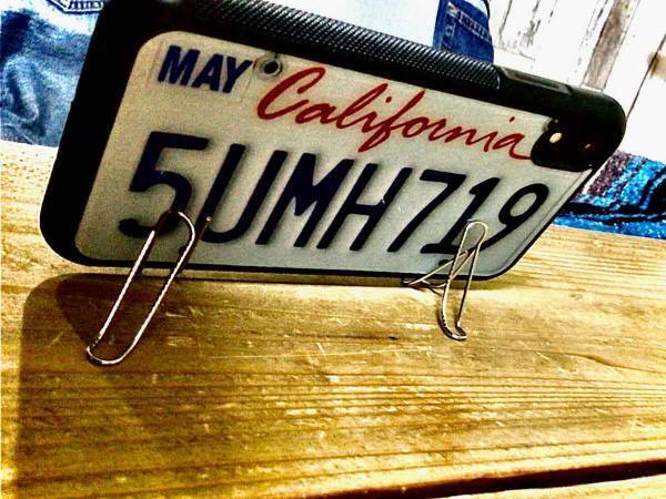 欲しい時に限って持っていないスマホスタンド クリップだけで簡単に作り出す裏技を紹介