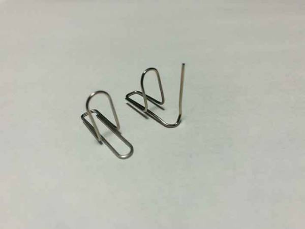 欲しい時に限って持っていないスマホスタンド クリップだけで簡単に作り出す裏技を紹介