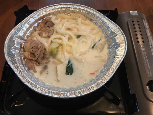 寒い季節にぜひ食べたい！すき家のお家豆乳牛鍋定食をテイクアウトしてみた