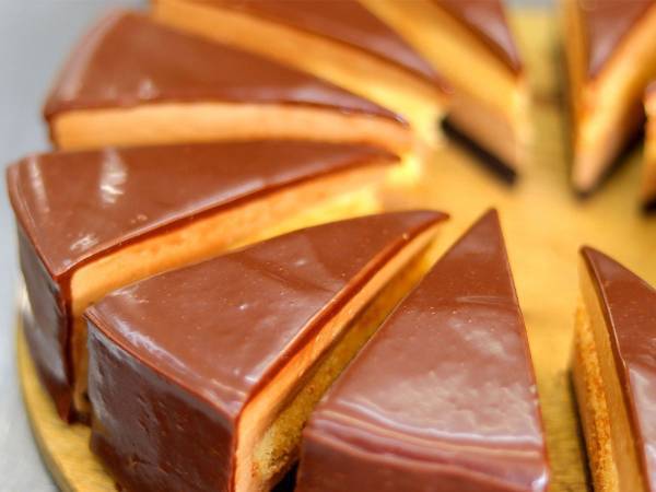 知らなかった！　ケーキをきれいに切る方法に驚きの声