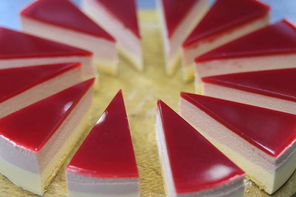 知らなかった！　ケーキをきれいに切る方法に驚きの声