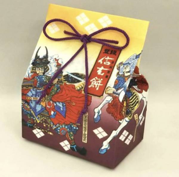 要らなくなったお菓子の袋で…？　「かっこいい」「普通に欲しい」