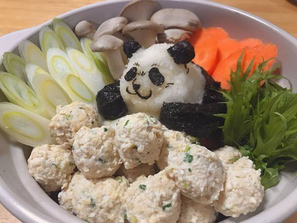 「鍋の中でくつろいでる…」　鍋に入っていたのは？