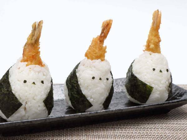 シマエナガが天むすに！？　『日本一かわいい天むす』に心奪われる人が続出