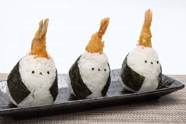 シマエナガが天むすに！？　『日本一かわいい天むす』に心奪われる人が続出